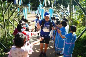 BIB: 3089
                            <button type="button" onclick="openModal(19045535)" class="btn btn-primary btn-sm float-right btn-popup" data-toggle="modal" data-target=".modal-high-quality">
                        <i class="fas fa-shopping-cart"></i> Add to Cart
                    </button>
                                            <button type="button" onclick="isThisMe(19045535, true)" class="btn btn-success btn-sm float-right btn-popup btn-isme hidden" data-toggle="tooltip" data-placement="bottom" title="นี่คือรูปของคุณใช่ไหม คลิกที่นี่เพื่อเอาเข้าอัลบั้ม">
                        <i class="fas fa-plus"></i> Add to album
                    </button>
                    <button type="button" onclick="isThisMe(19045535, false)" class="btn btn-warning btn-sm float-right btn-popup btn-isnotme hidden">
                        <i class="fas fa-ban"></i> Remove from album
                    </button>